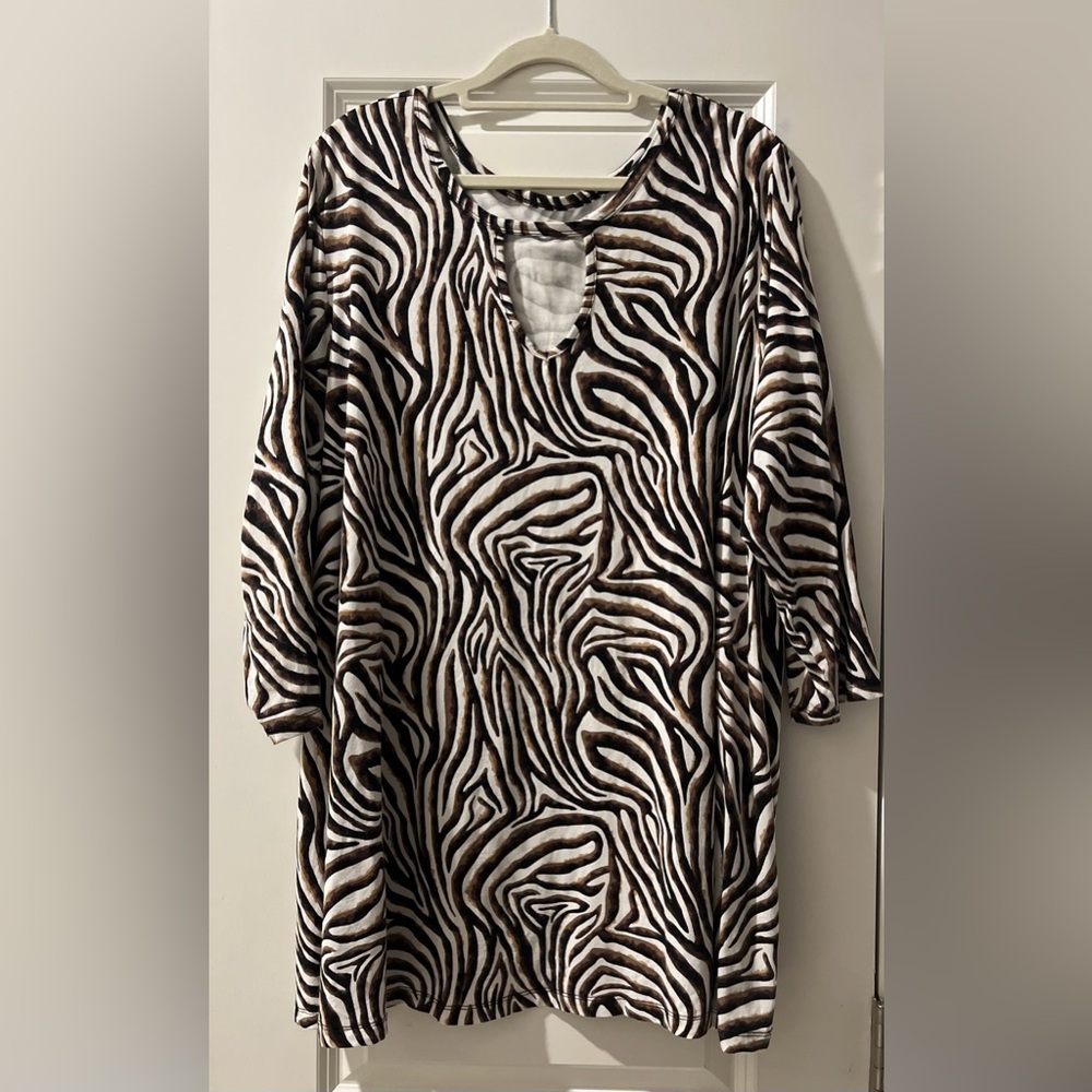 NWOT Jessica London Stretch Knit Keyhole Swing Tunic